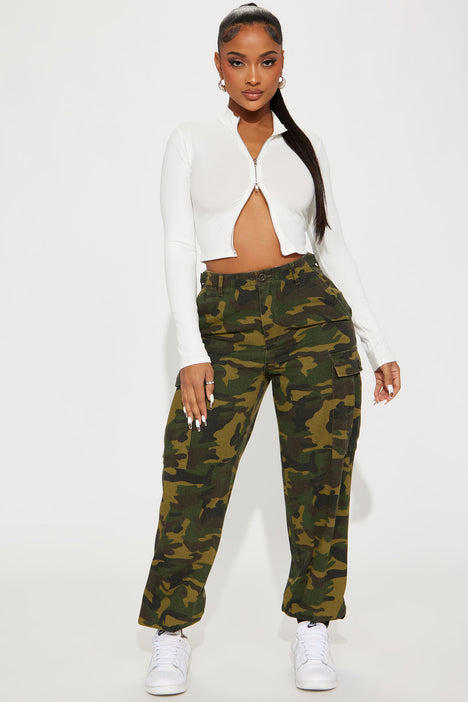 Women's Stretch Relaxed Cargo Pants in Light Sage Camo - Jeans/Pants &  Shorts | Dickies | Coastal Country