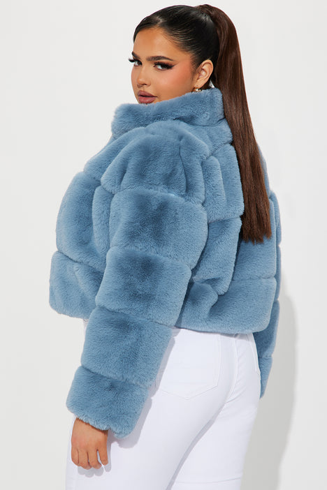 Fashion nova fur store vest