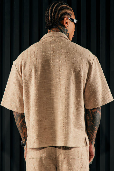 Tan jordan discount shirt