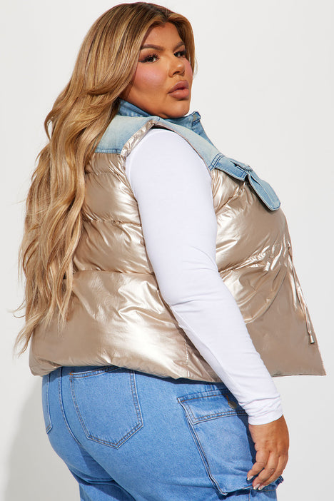 Gold puffer vest new arrivals