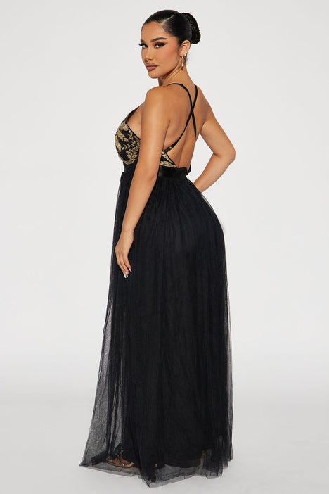 Fashion nova store ball gown skirt