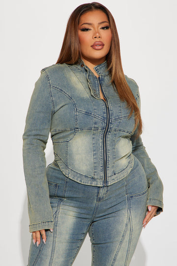 Plus Size Clothing For Women - Curvy Clothes