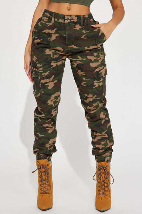 Cadet kendall oversized camo pants top