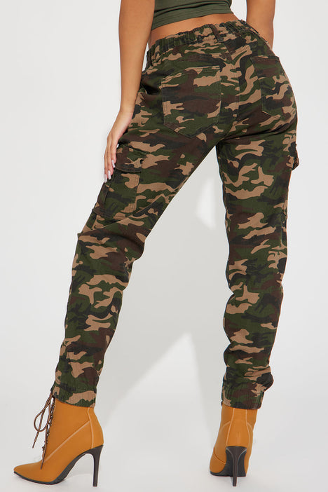 Fashion nova store camouflage pants
