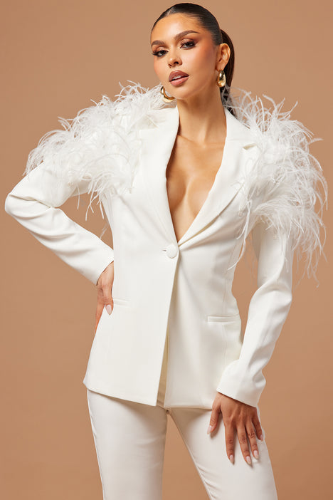Fashion nova top white suit