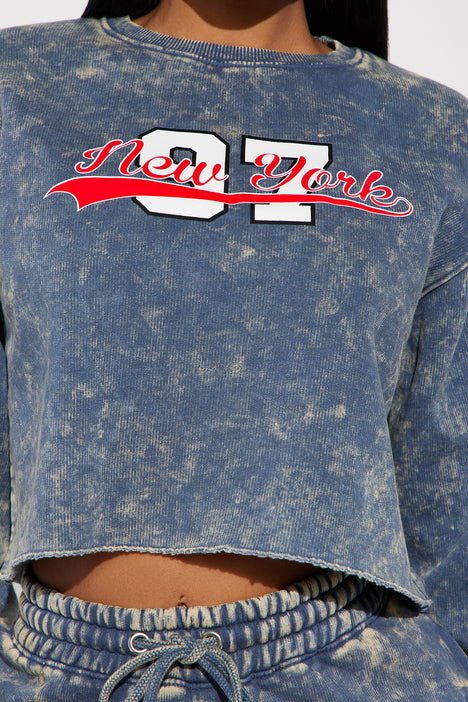 Washed navy sales sweatshirt