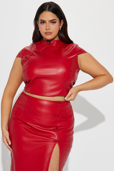 Fashion nova clearance red leather skirt