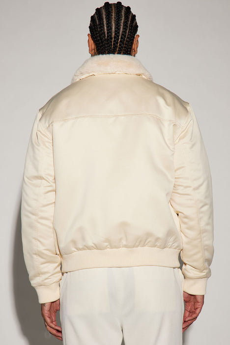 Cream leather jacket with clearance fur collar