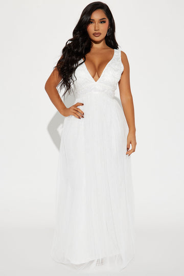 White dresses top on fashion nova