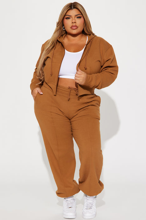 Fashion nova hot sale sweatsuit set