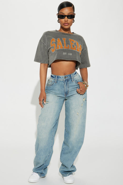 Non baggy hot sale jeans