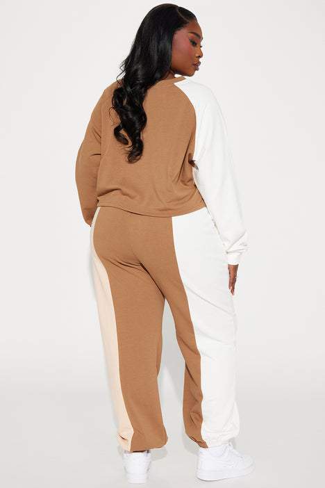 Fashion nova tracksuit set sales