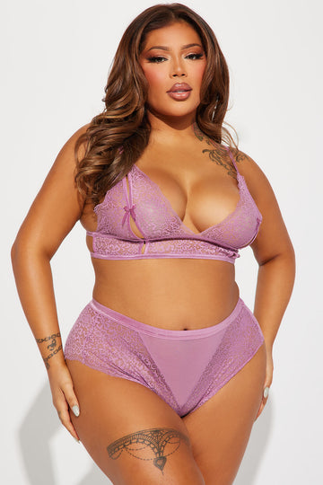 Plus size shop lingerie fashion nova