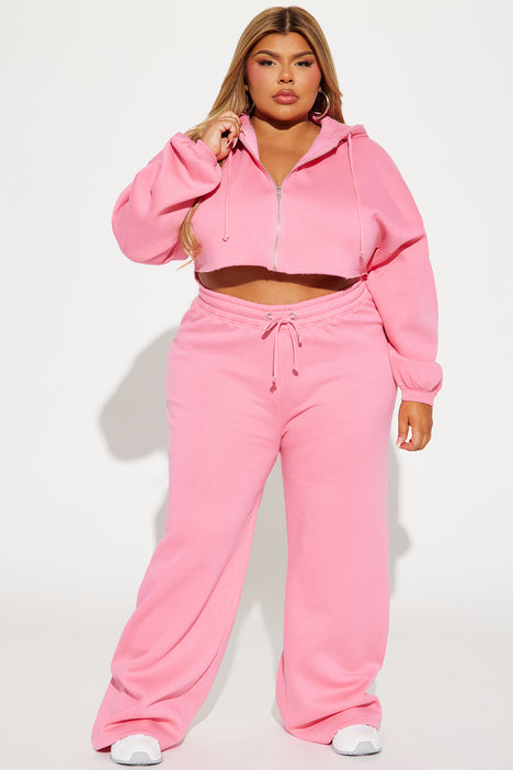 Pink sweatsuit fashion nova sales