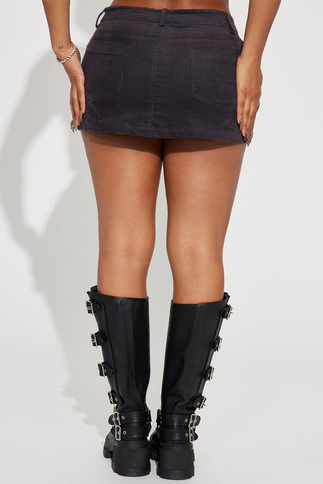 Corduroy skirt deals fashion nova