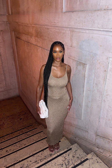 The Spotlight Sequin Knit Skirt Set Gold