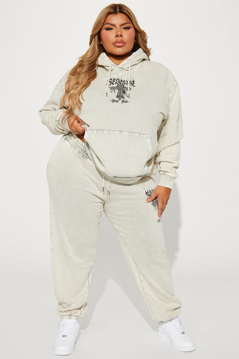 Fashion nova 2025 sweatsuit set