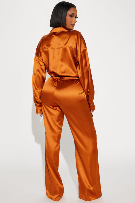 Satin jumpsuit fashion nova 2025