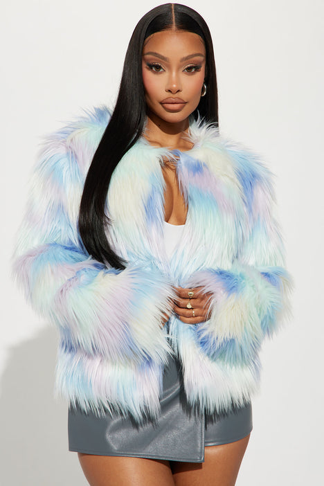 Fashion nova online fernanda fur coat