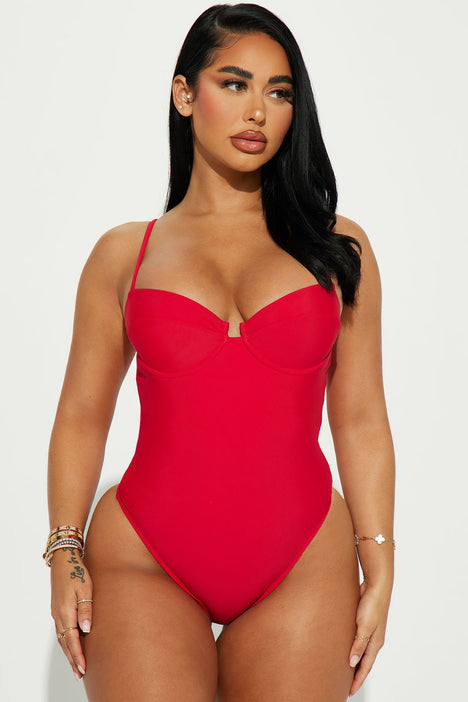 Fashion nova cheap red swimsuit