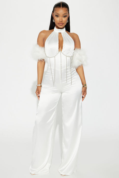 Fashion nova plus hotsell size white jumpsuit