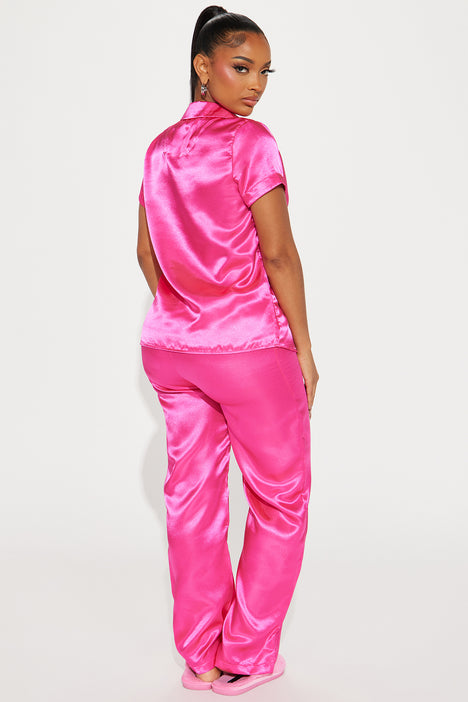 Pink satin pyjama set new arrivals
