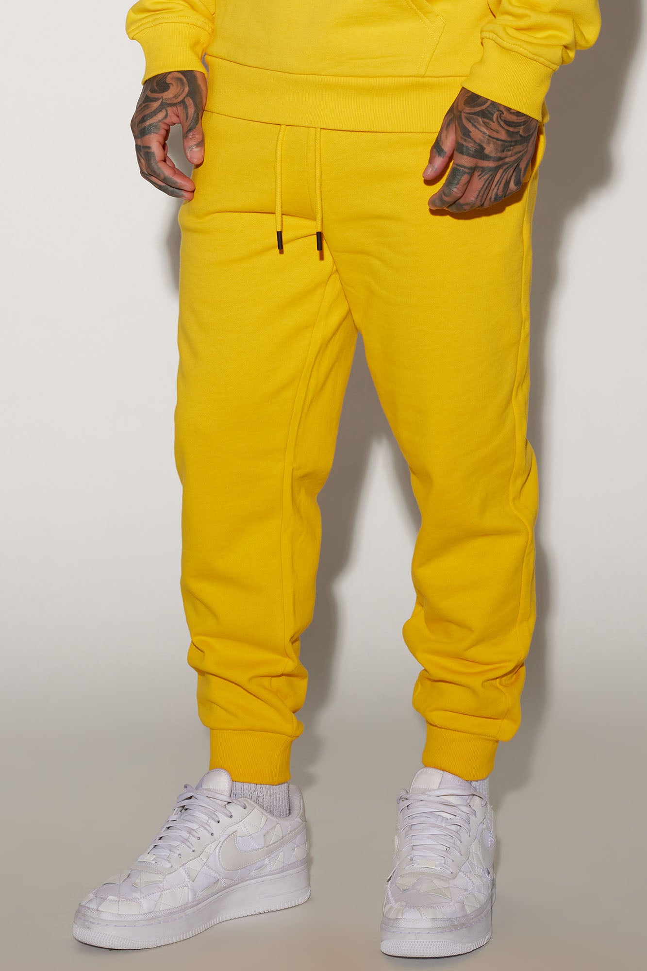 Fashion nova tyson jogger deals