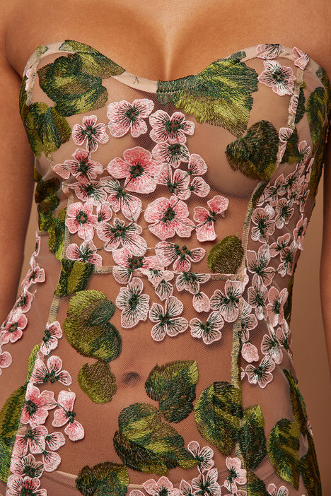 Elodie Strapless Floral Embroidered Mini Dress Pink combo