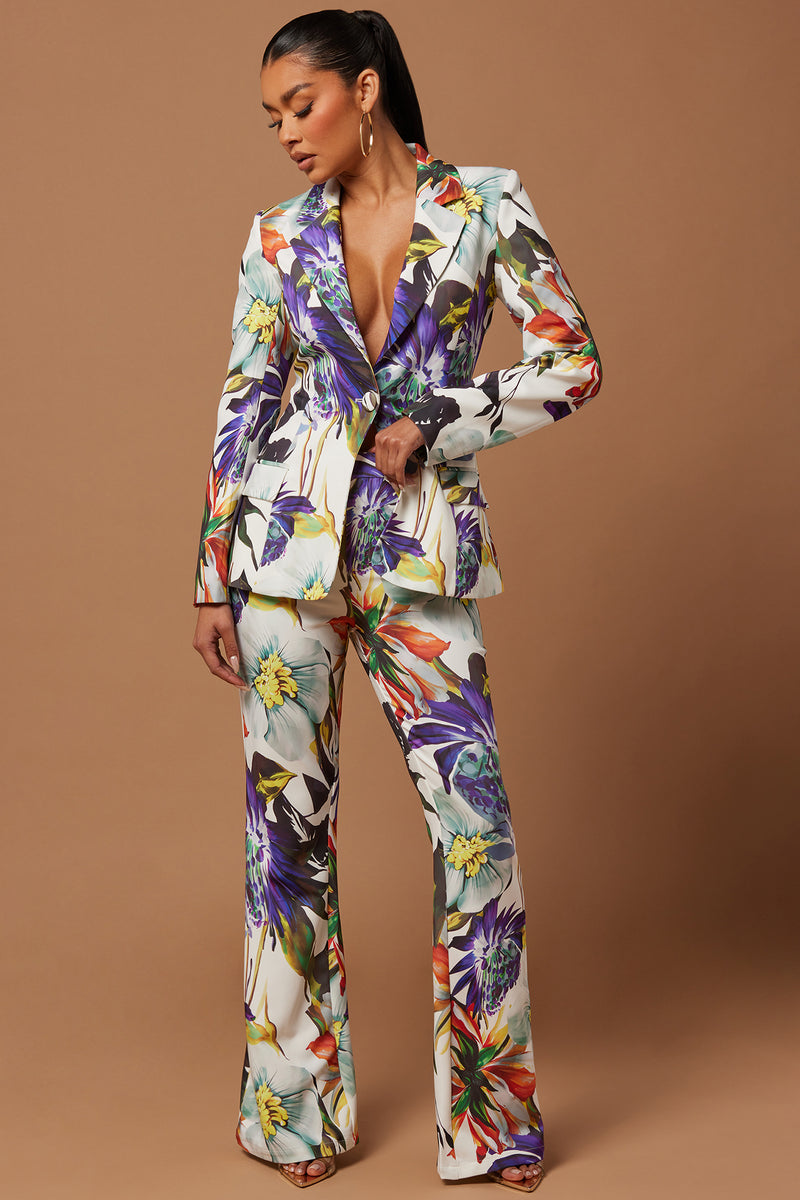 Liliana Floral Blazer Suit Set Fashion Nova, Luxe