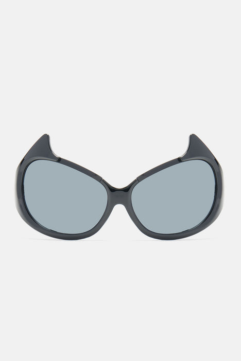 No see store through sunglasses