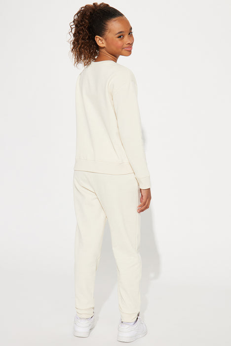 Crewneck and sales jogger set