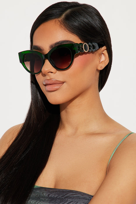 Classy Act Sunglasses Green Fashion Nova Sunglasses Fashion
