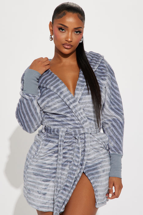 Pj gown online