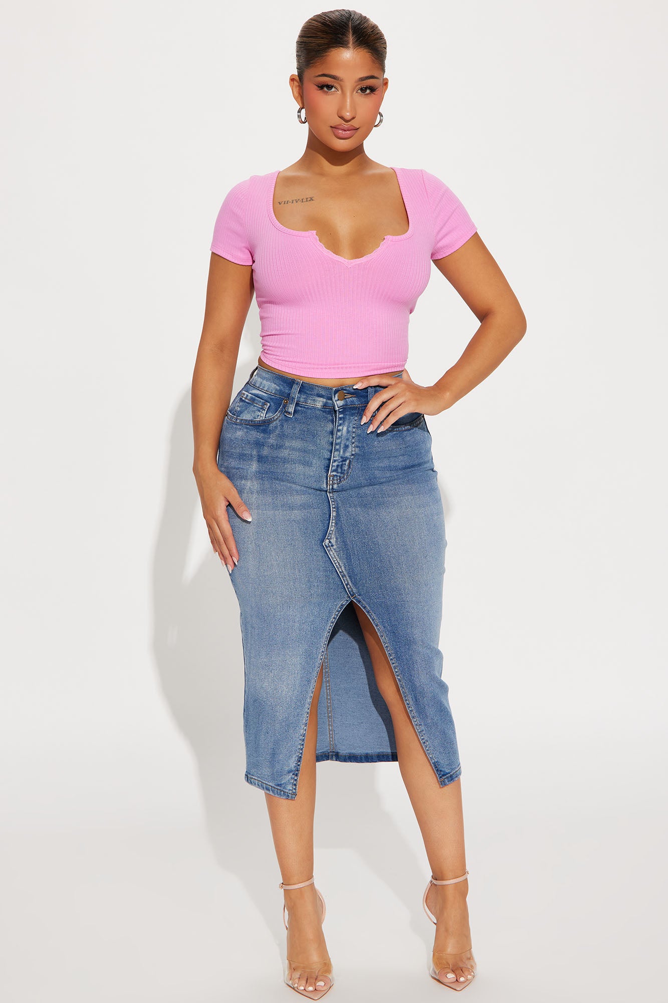 Denim midi skirt fashion nova top