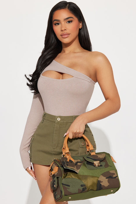 Fashion nova leg bag deals