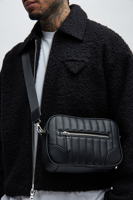 Fashion nova hot sale crossbody bag