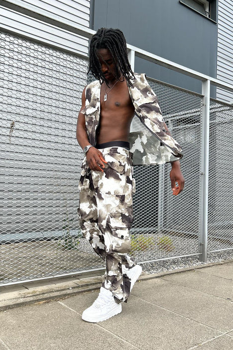 Camo clearance vest fashion