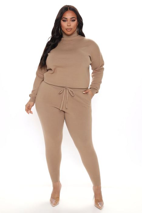 Fashion nova plus size sweat suits best sale