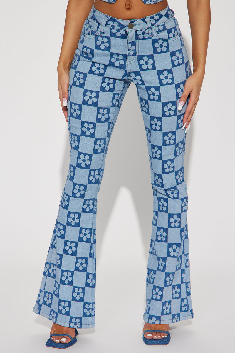 Foxy Flower 90's Flare Jeans - Medium Blue Wash | Fashion Nova, Jeans ...