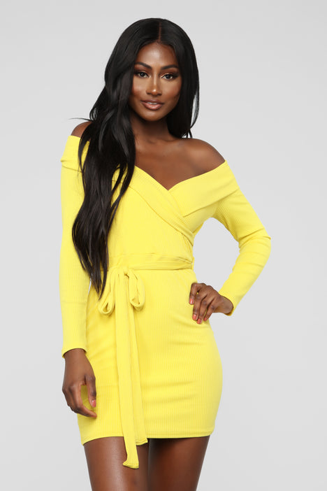 Fashion nova yellow new arrivals sweater