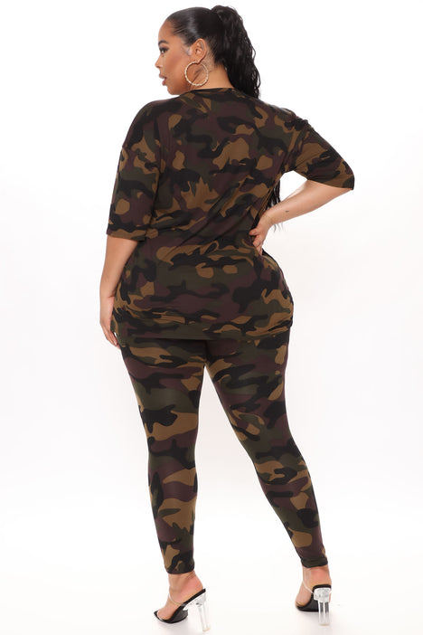 Fashion nova camo leggings hotsell