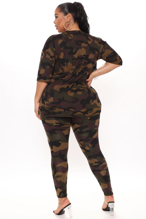 Clothing - Leggings Plus Size Camo