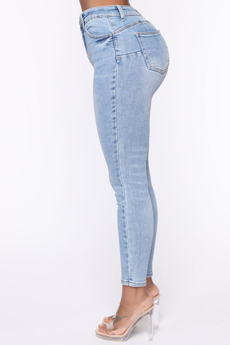 Fashion nova push up jeans shop