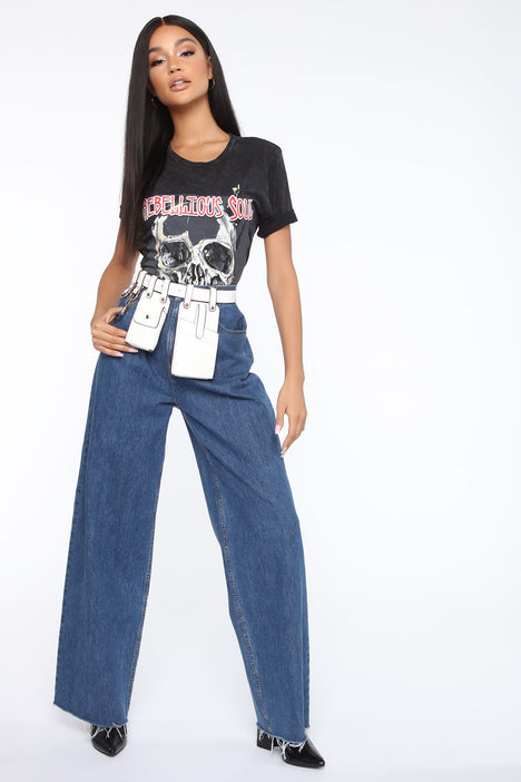 Leg fanny hotsell pack fashion nova