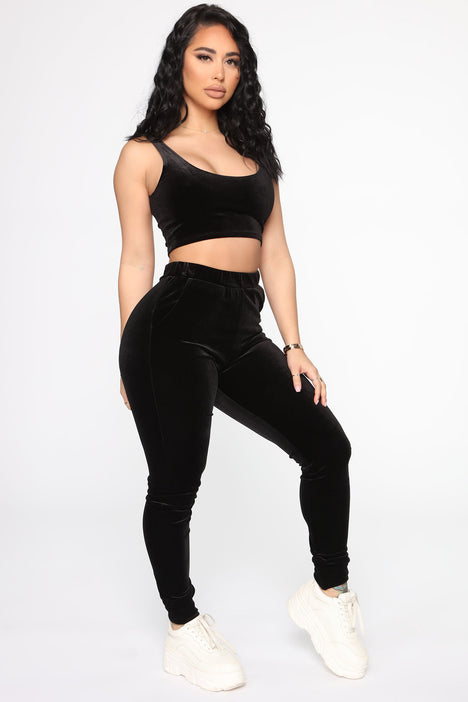 Fashion nova sale velvet pants