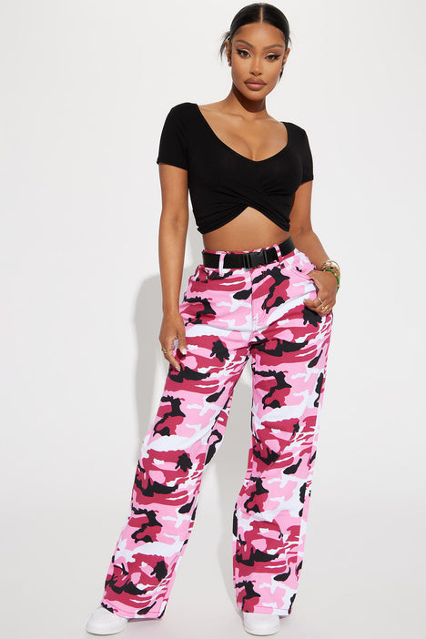 Camo sales pants missguided