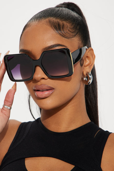 Fashion nova sales oversized sunglasses