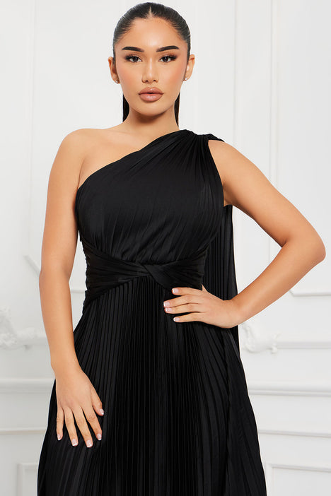 Athena pleated maxi cheap dress in gold