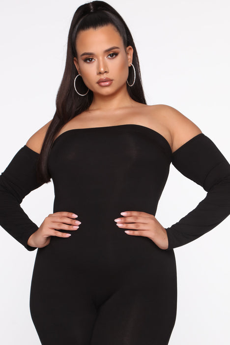 Black off the shoulder jumpsuit fashion nova outlet