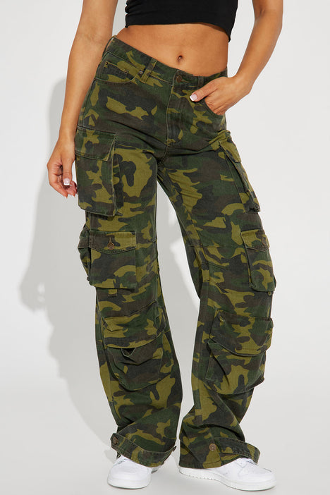 Fashion nova pink camo pants on sale